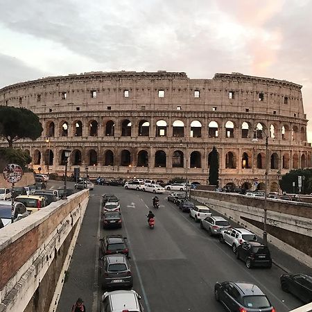 Apartment Polveriera Colosseum Roma Exterior foto