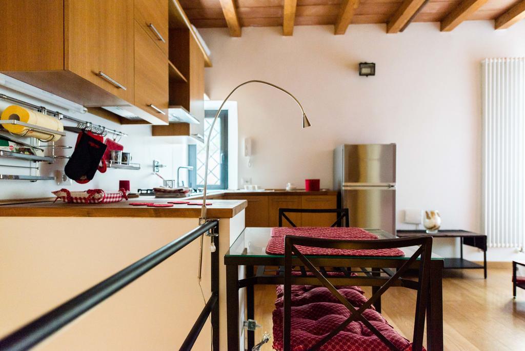 Apartment Polveriera Colosseum Roma Exterior foto